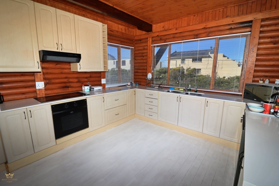 3 Bedroom Property for Sale in Bettys Bay Western Cape
